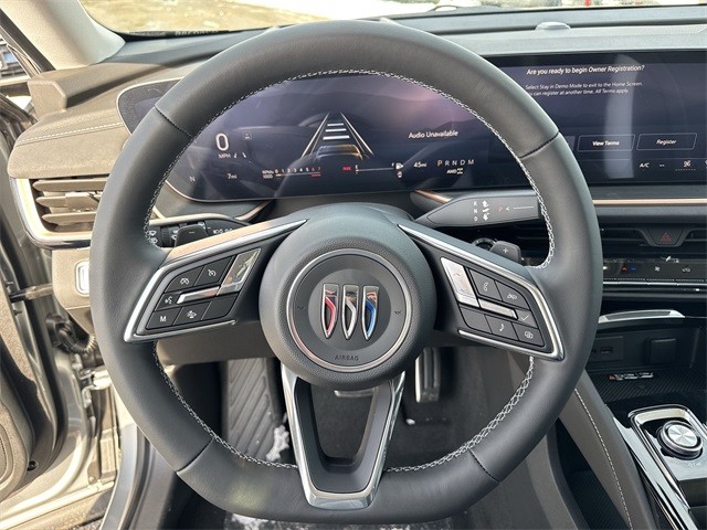 Buick Envision Vehicle Full-screen Gallery Image 14