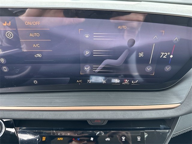 Buick Envision Vehicle Full-screen Gallery Image 19