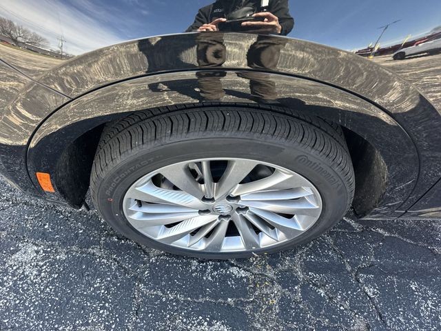 Buick Envision Vehicle Full-screen Gallery Image 10