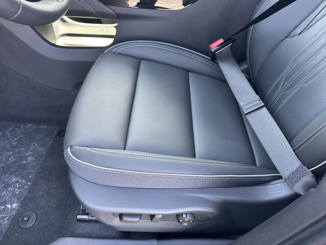 Buick Envision Vehicle Full-screen Gallery Image 12