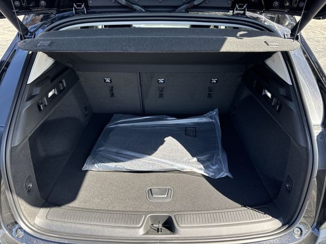 Buick Envision Vehicle Full-screen Gallery Image 24