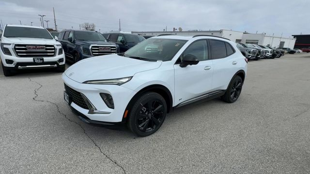 Buick Envision Vehicle Full-screen Gallery Image 04