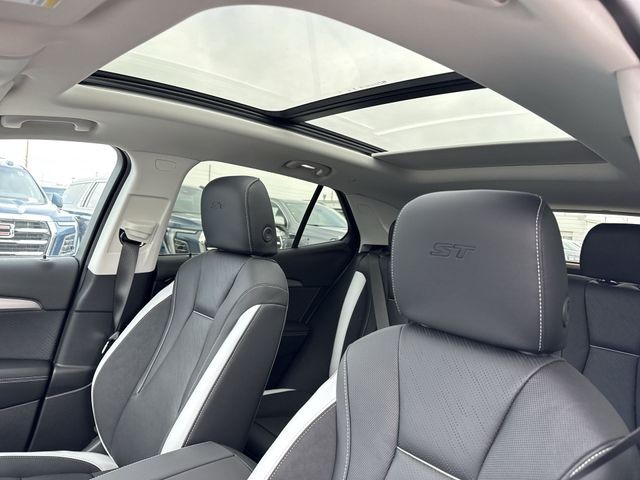 Buick Envision Vehicle Full-screen Gallery Image 22