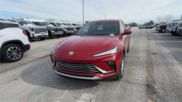 Buick Envista Vehicle Full-screen Gallery Image 03