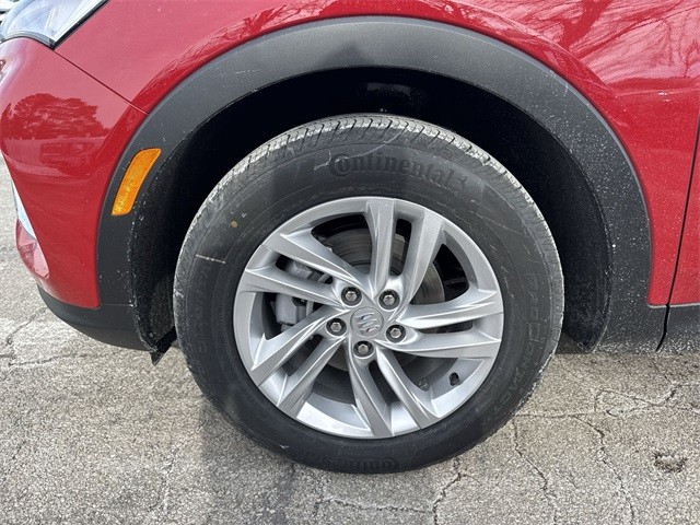 Buick Envista Vehicle Full-screen Gallery Image 10