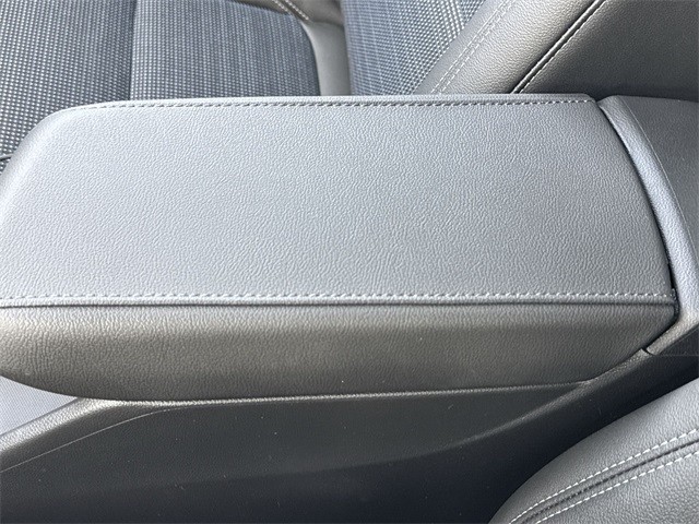 Buick Envista Vehicle Full-screen Gallery Image 20