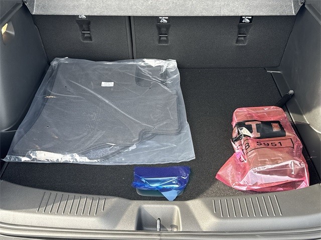 Buick Envista Vehicle Full-screen Gallery Image 22