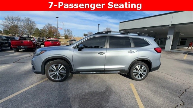 Subaru Ascent Vehicle Full-screen Gallery Image 06