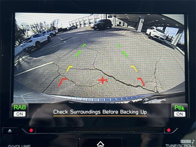 Subaru Ascent Vehicle Full-screen Gallery Image 19