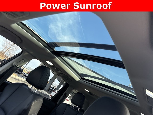 Subaru Ascent Vehicle Full-screen Gallery Image 23