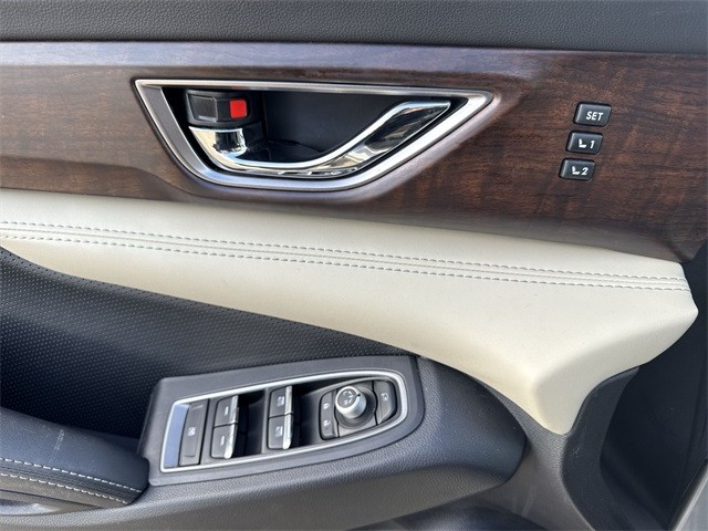 Subaru Ascent Vehicle Full-screen Gallery Image 28