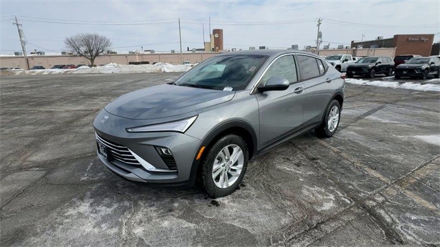 Buick Envista Vehicle Full-screen Gallery Image 04