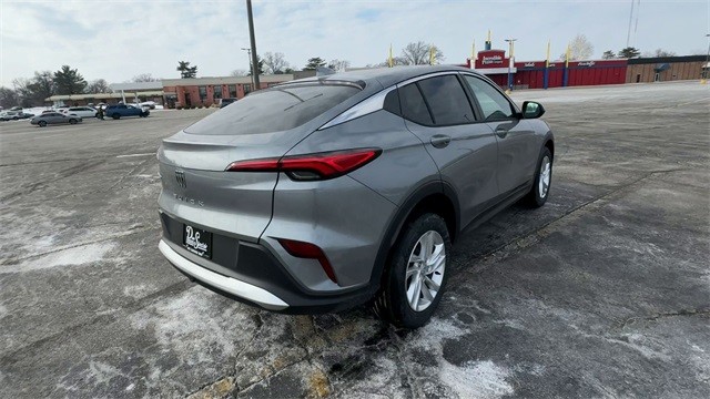 Buick Envista Vehicle Full-screen Gallery Image 08