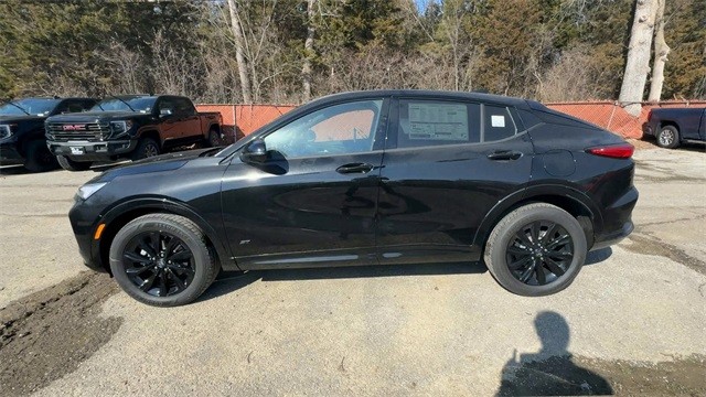 Buick Envista Vehicle Full-screen Gallery Image 05