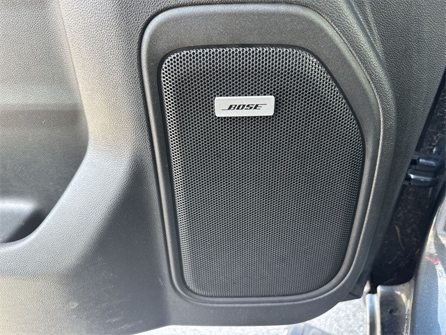 GMC Sierra 1500 Vehicle Full-screen Gallery Image 29