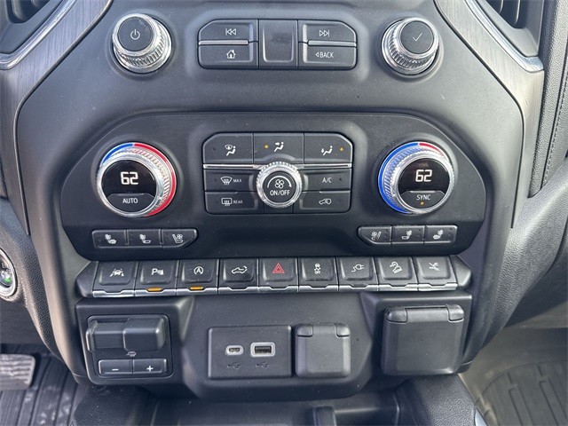 GMC Sierra 1500 Vehicle Full-screen Gallery Image 40