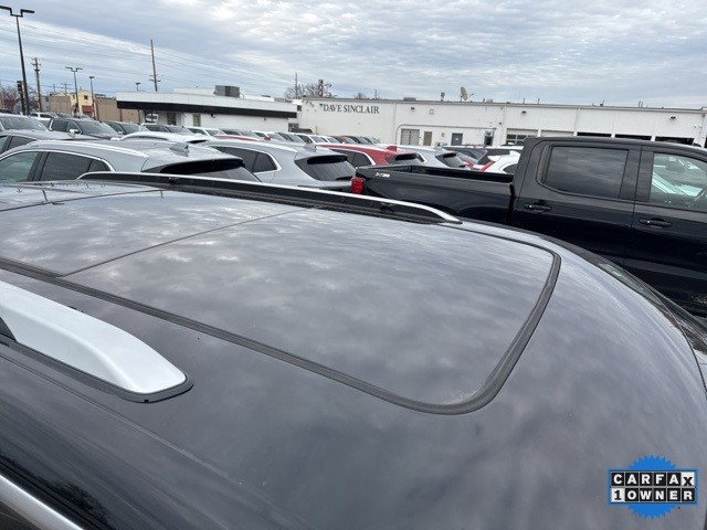 Jeep Grand Cherokee Vehicle Full-screen Gallery Image 06