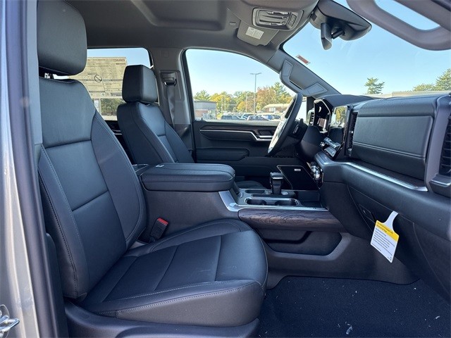 GMC Sierra 1500 Vehicle Full-screen Gallery Image 24