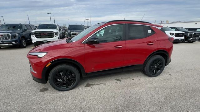 Buick Encore GX Vehicle Full-screen Gallery Image 04