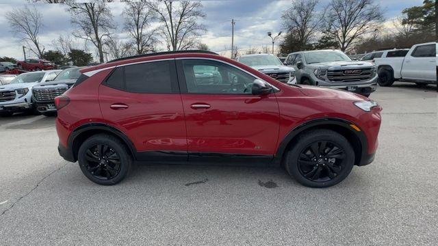 Buick Encore GX Vehicle Full-screen Gallery Image 09