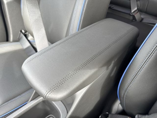 Buick Encore GX Vehicle Full-screen Gallery Image 20