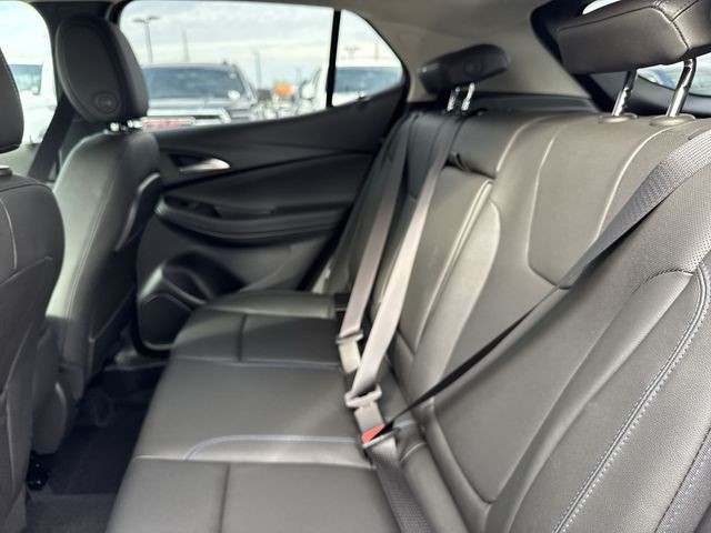 Buick Encore GX Vehicle Full-screen Gallery Image 21