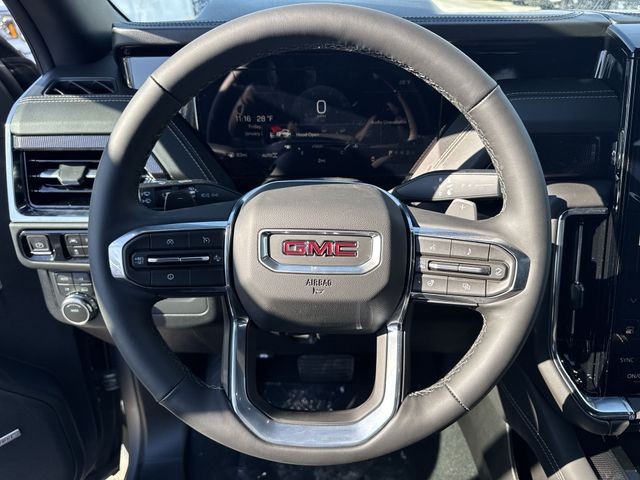 GMC Yukon XL Vehicle Full-screen Gallery Image 14