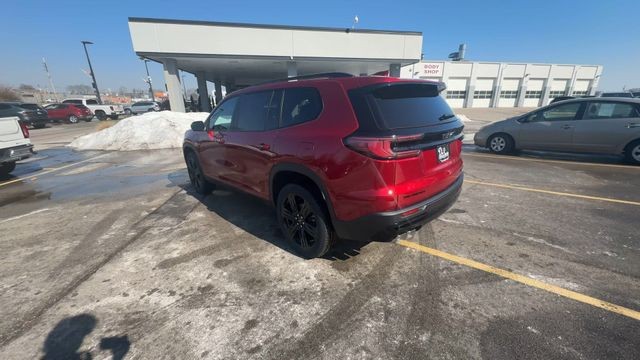 GMC Acadia Vehicle Full-screen Gallery Image 06