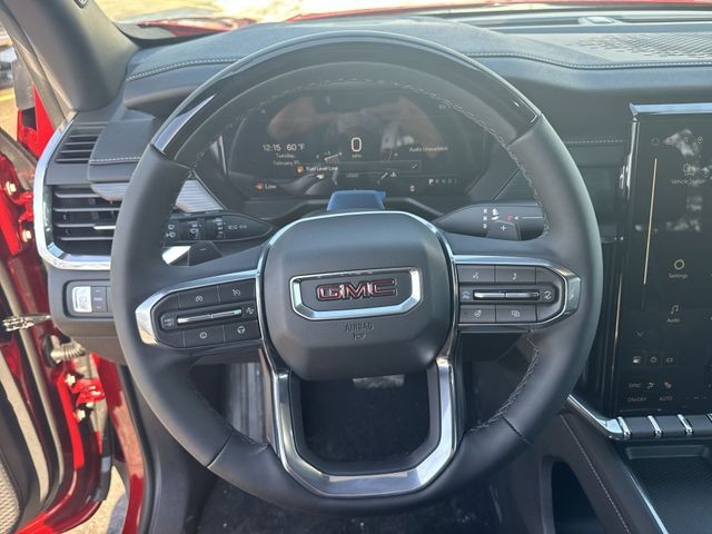 GMC Acadia Vehicle Full-screen Gallery Image 14