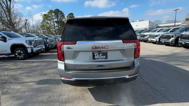 GMC Yukon XL Vehicle Full-screen Gallery Image 07