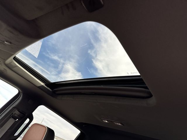 GMC Sierra 1500 Vehicle Full-screen Gallery Image 22