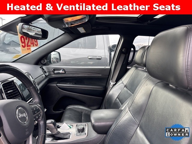 Jeep Grand Cherokee Vehicle Full-screen Gallery Image 11