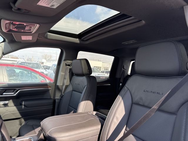 GMC Sierra 1500 Vehicle Full-screen Gallery Image 22