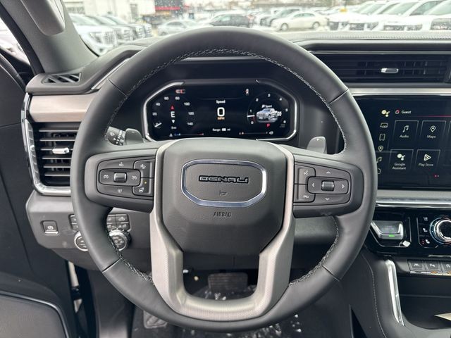 GMC Sierra 1500 Vehicle Full-screen Gallery Image 14