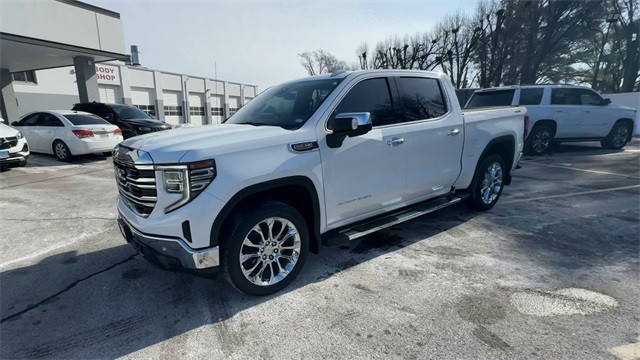 GMC Sierra 1500 Vehicle Full-screen Gallery Image 05