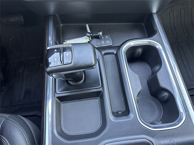 GMC Sierra 1500 Vehicle Full-screen Gallery Image 20