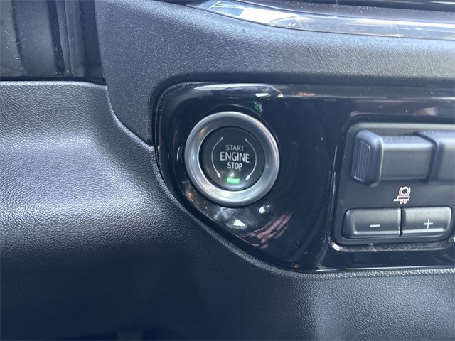 GMC Sierra 1500 Vehicle Full-screen Gallery Image 21