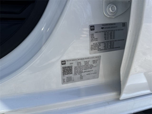 GMC Sierra 1500 Vehicle Full-screen Gallery Image 38