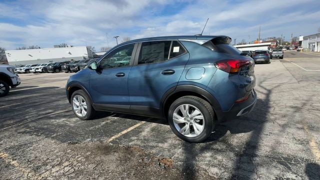 Buick Encore GX Vehicle Full-screen Gallery Image 06