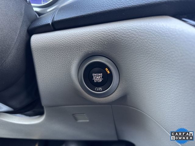 Chrysler Pacifica Vehicle Full-screen Gallery Image 20