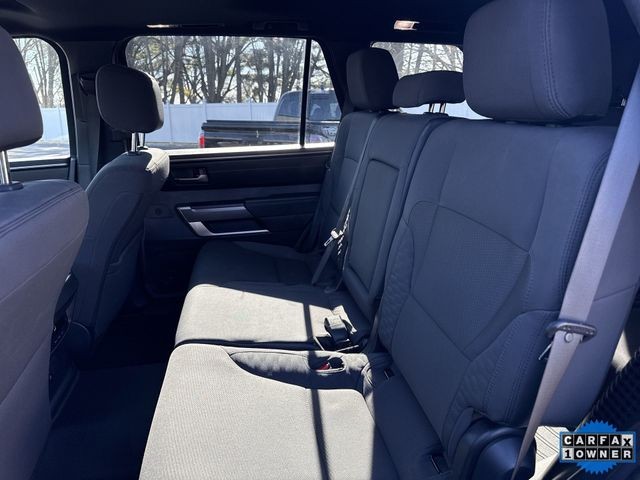 Toyota Sequoia Vehicle Full-screen Gallery Image 29