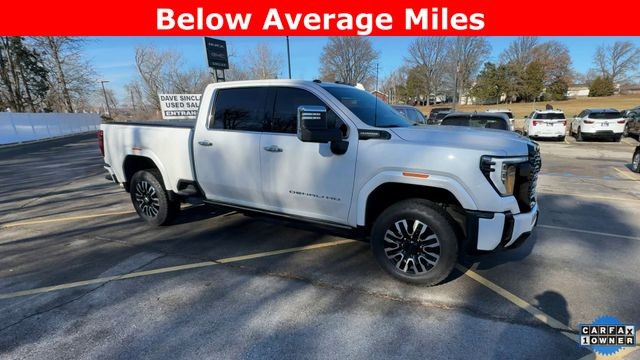 GMC Sierra 2500HD Vehicle Full-screen Gallery Image 02