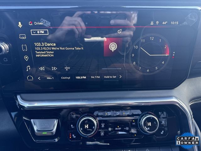 GMC Sierra 2500HD Vehicle Full-screen Gallery Image 17