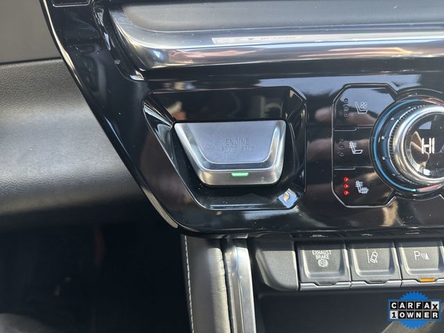 GMC Sierra 2500HD Vehicle Full-screen Gallery Image 22