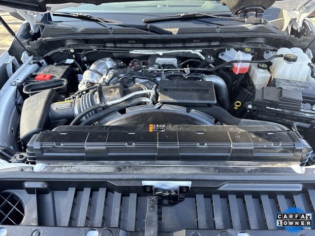 GMC Sierra 2500HD Vehicle Full-screen Gallery Image 36