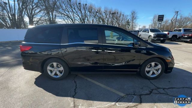 Honda Odyssey Vehicle Full-screen Gallery Image 11