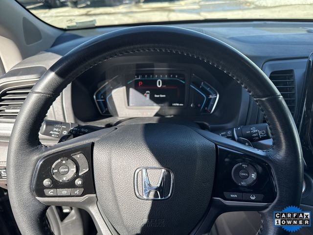 Honda Odyssey Vehicle Full-screen Gallery Image 14