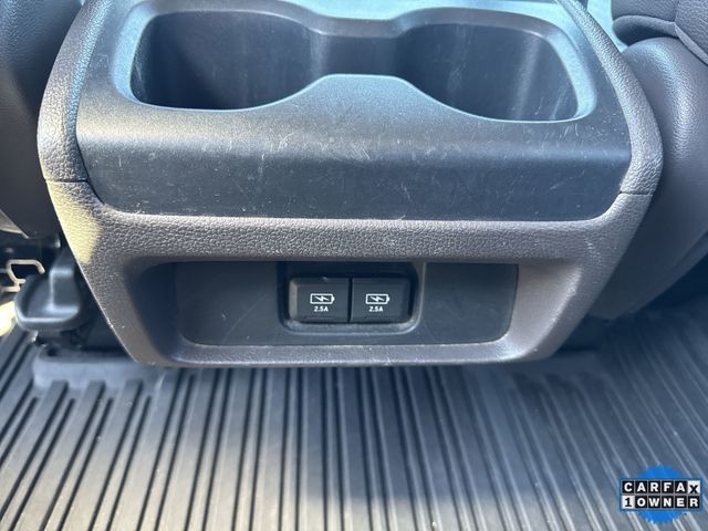 Honda Odyssey Vehicle Full-screen Gallery Image 26