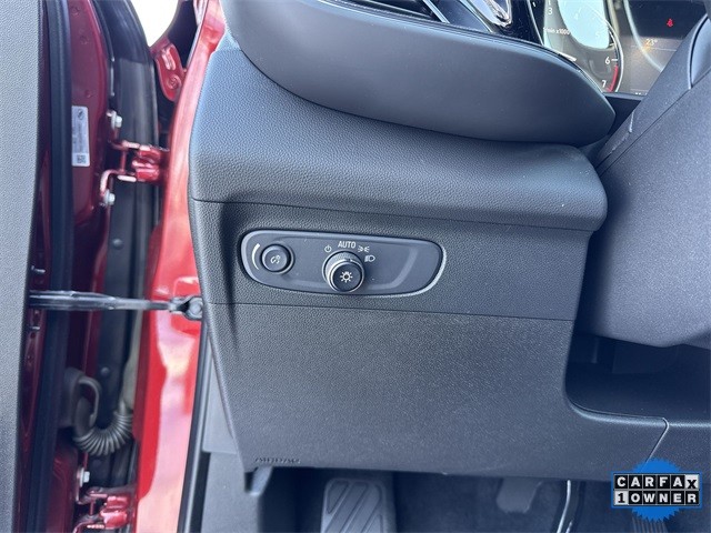 Buick Envision Vehicle Full-screen Gallery Image 27