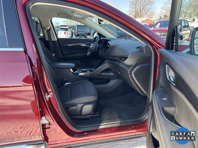 Buick Envision Vehicle Full-screen Gallery Image 37